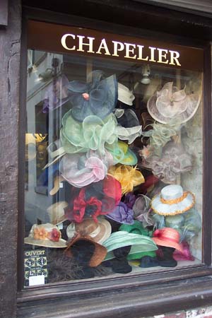 2004 Honfleur Hats